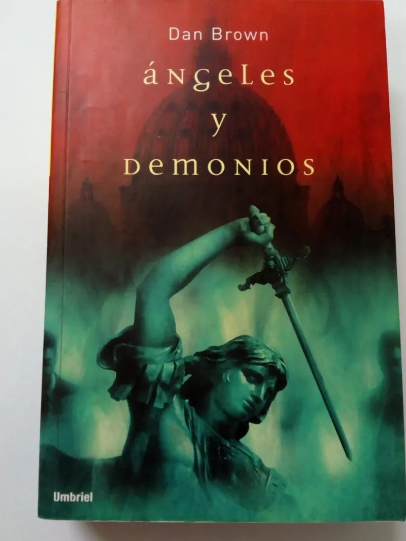 Ángeles y demonios